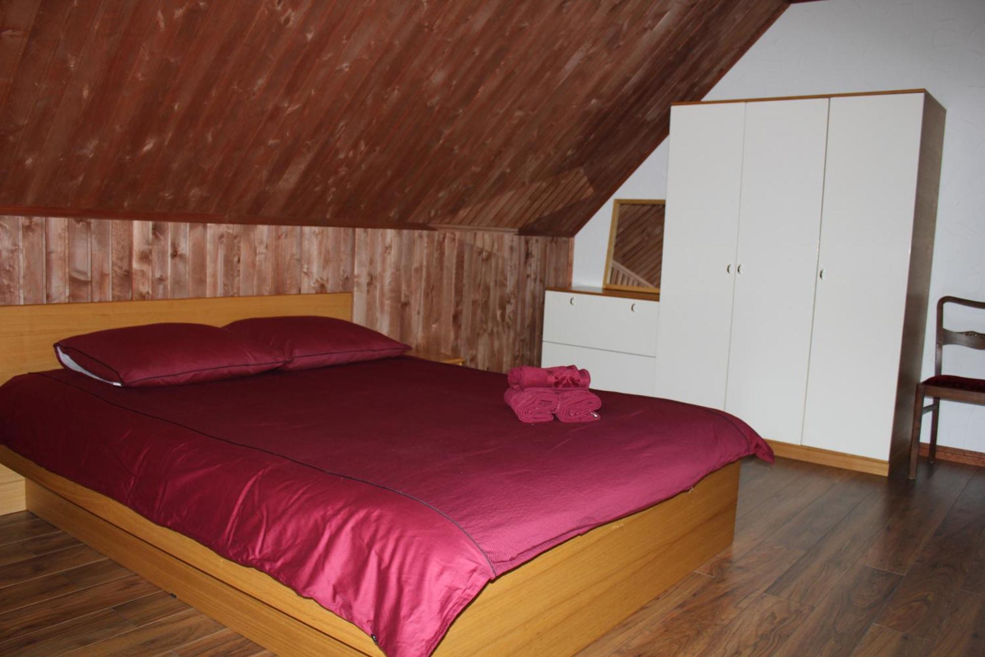 Krapi Guesthouse Treimani Ruang foto