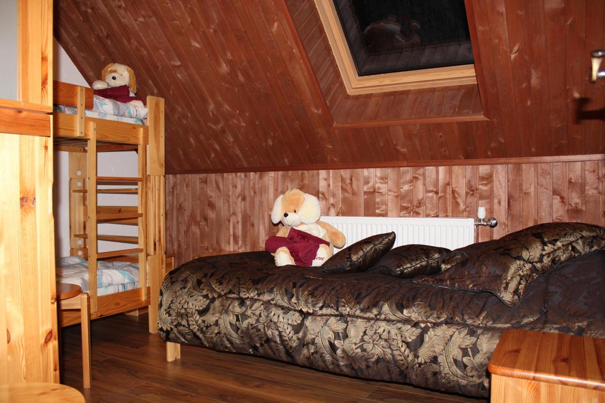 Krapi Guesthouse Treimani Ruang foto