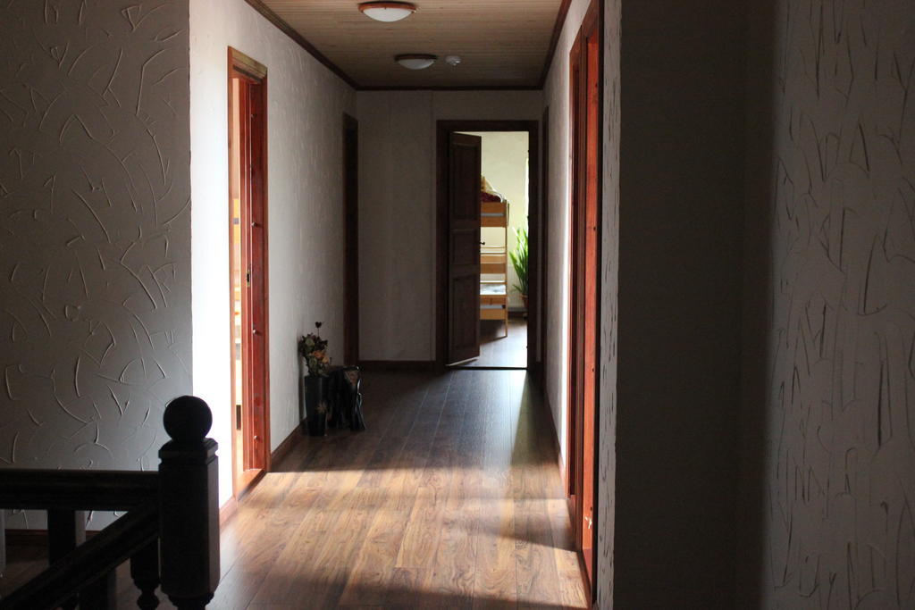 Krapi Guesthouse Treimani Ruang foto