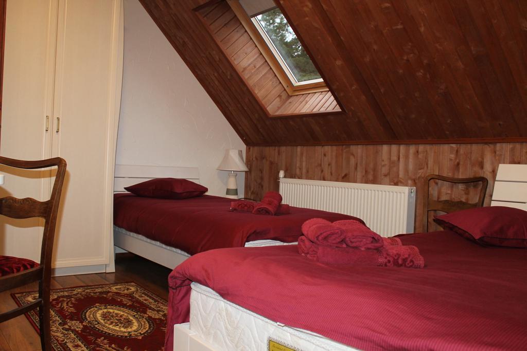 Krapi Guesthouse Treimani Bagian luar foto